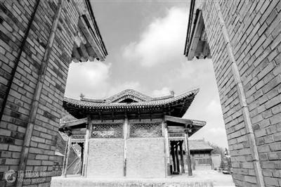 蘭州莊嚴(yán)寺，曾經(jīng)是一位帝王的皇宮內(nèi)苑