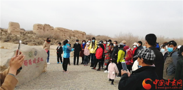 “引客入瓜”開門紅！瓜州迎來景區(qū)復(fù)工后首個旅行團(tuán)