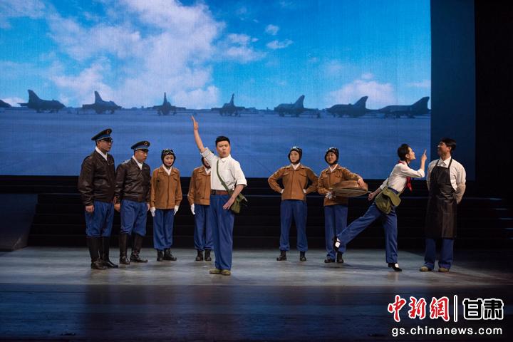 圖為甘肅原創(chuàng)音樂劇《風花雪月》演出劇照。(資料圖)潘禹辰 攝